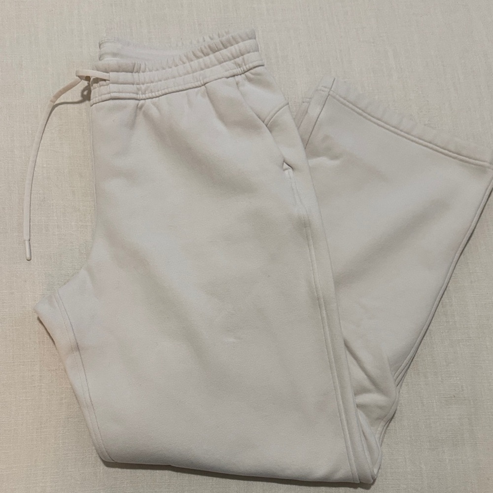 Lululemon Cream Sweat Pants